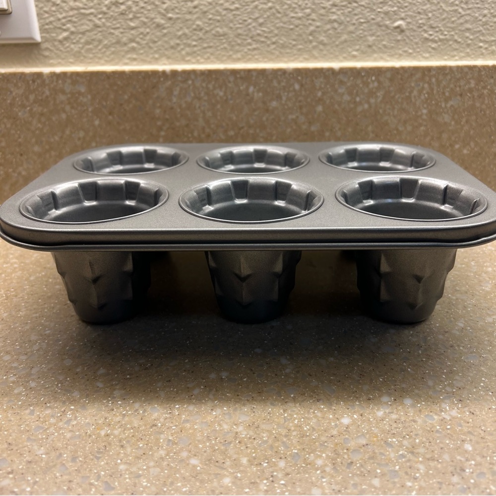 ⭐️ Ice Cream Cone Shaped Cupcake Pan